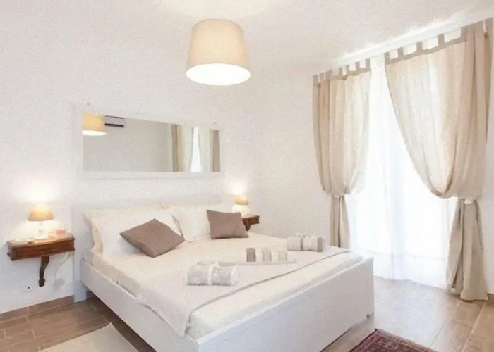 Casa Micheli In Centro Ex Frattina Luxury Apartment